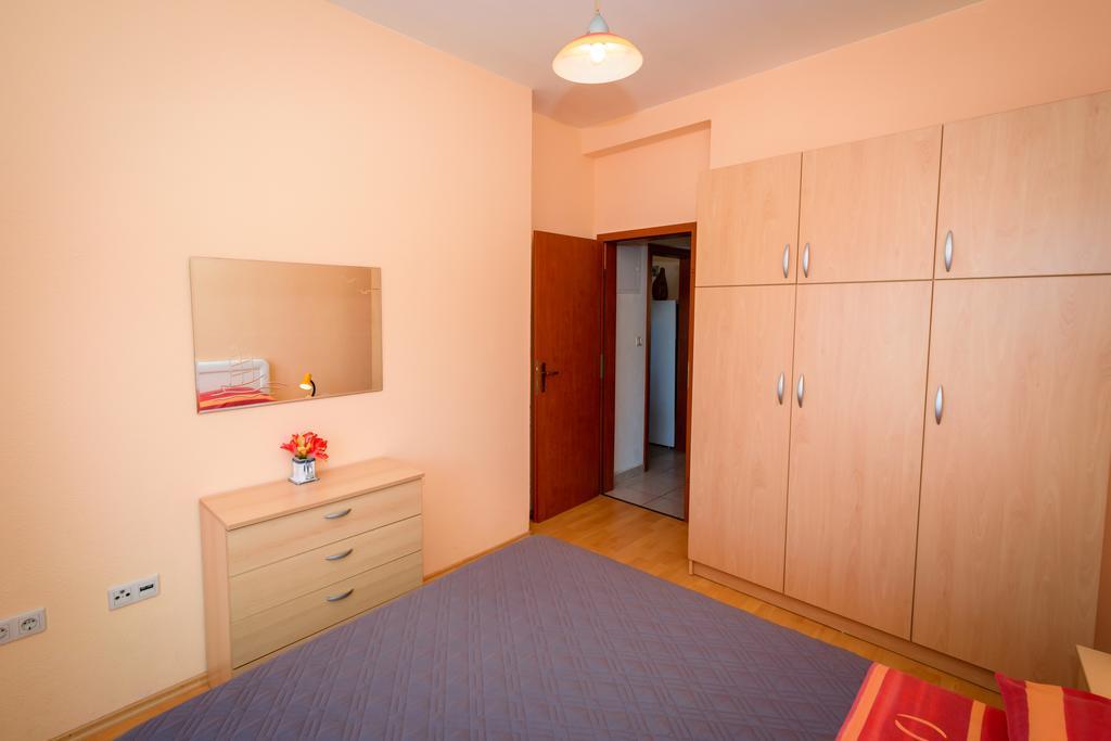 Apartments Galeb 布拉采 外观 照片
