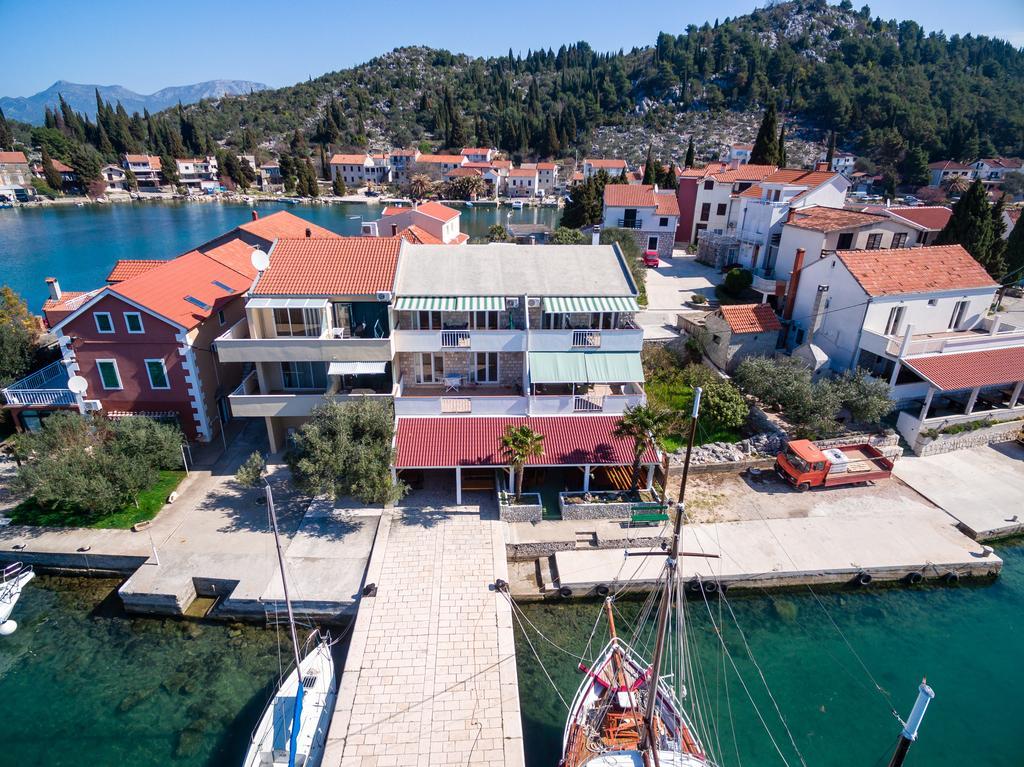 Apartments Galeb 布拉采 外观 照片